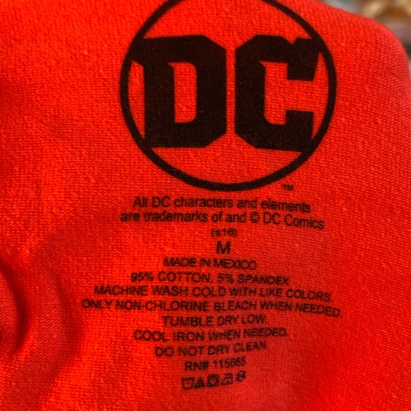 Loot Crate Exclusive Harley Quinn DC Comics Skirt Size Medium - Picture 6 of 9